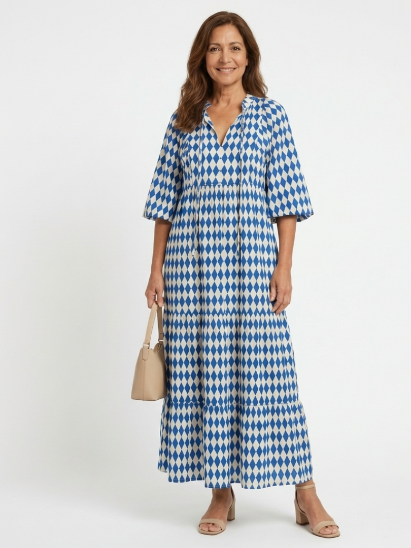 Elodie | Mekko timanttikuviolla ja kerroksittaisella hameella