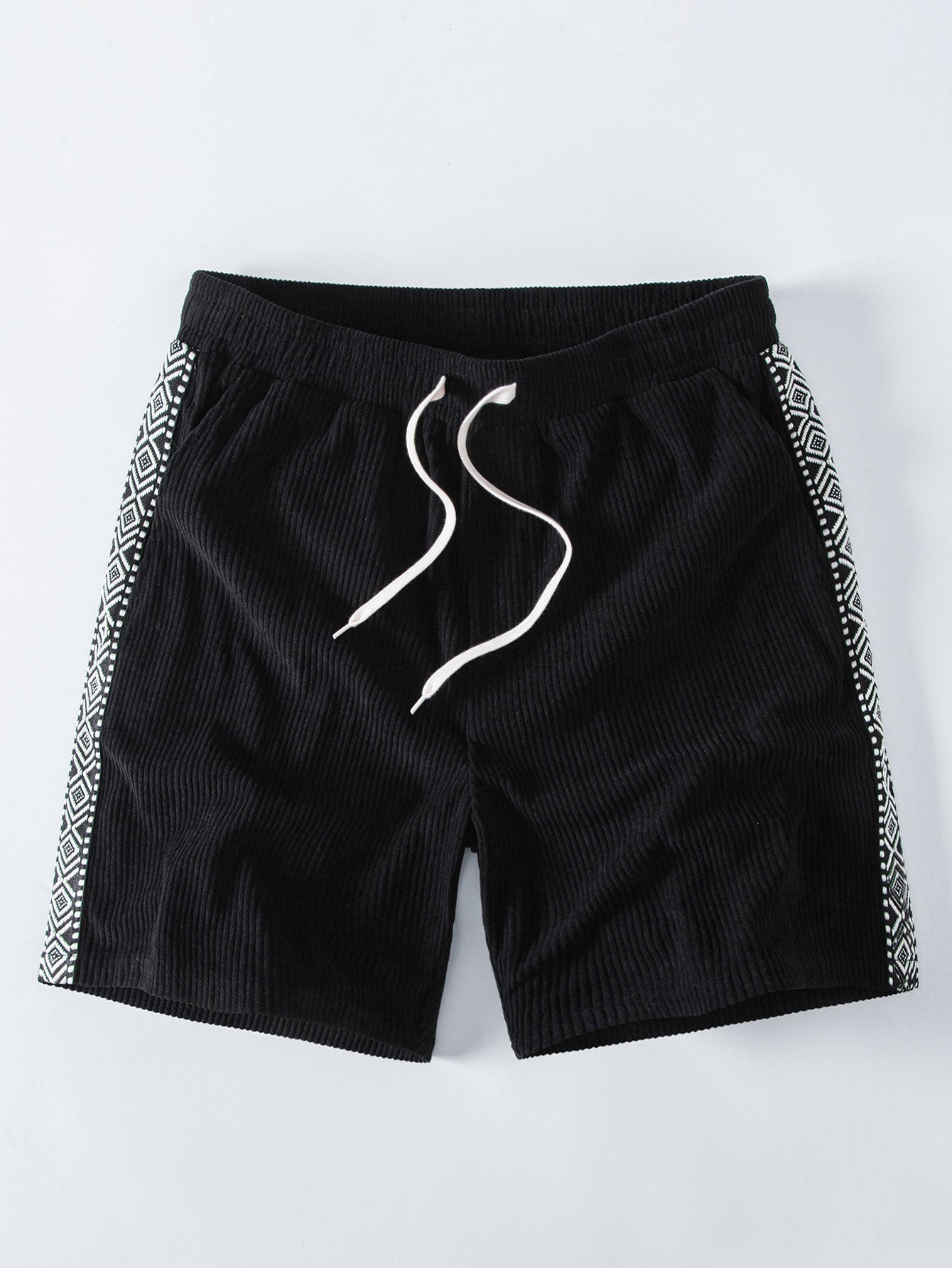 Geometric Trim 7" Corduroy Shorts