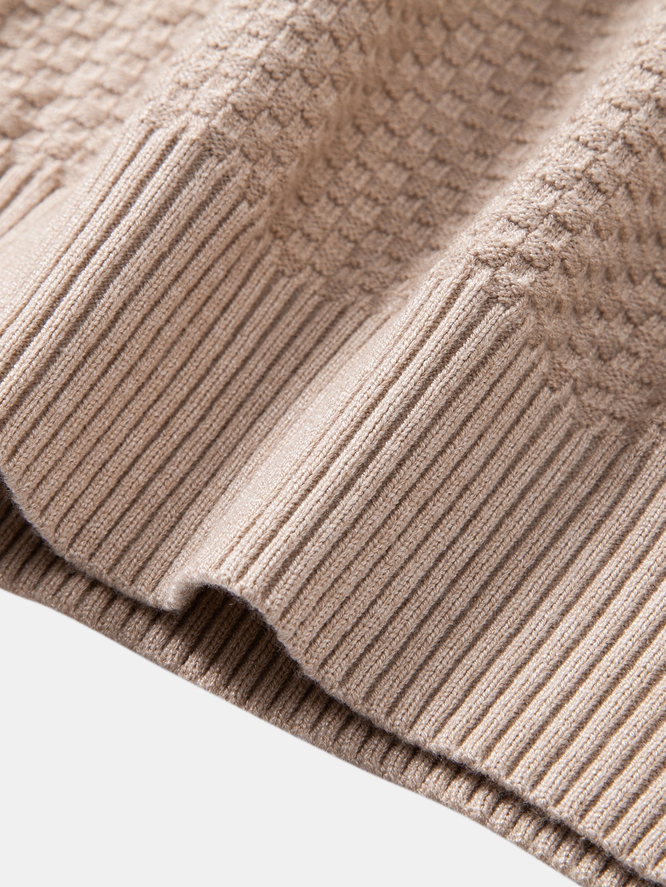 Checkerboard Textured Crew Neck Sweater