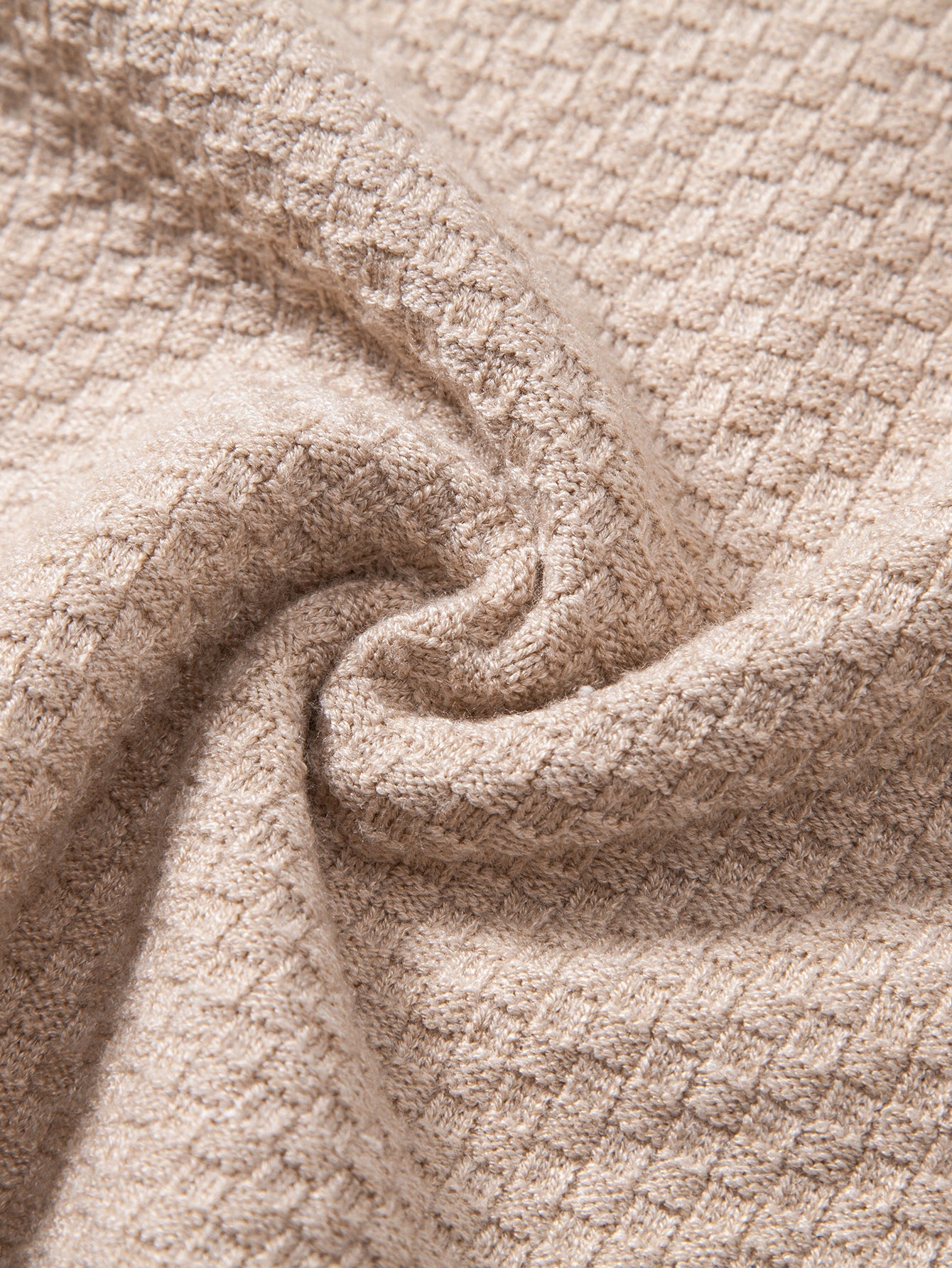 Checkerboard Textured Crew Neck Sweater