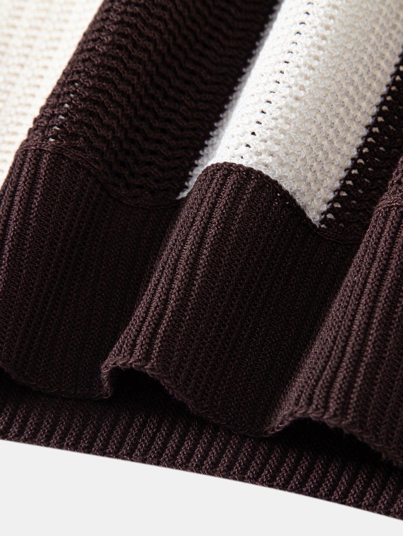 Stripe Zipper Open Knit Polo & Straight Leg Linen Pants