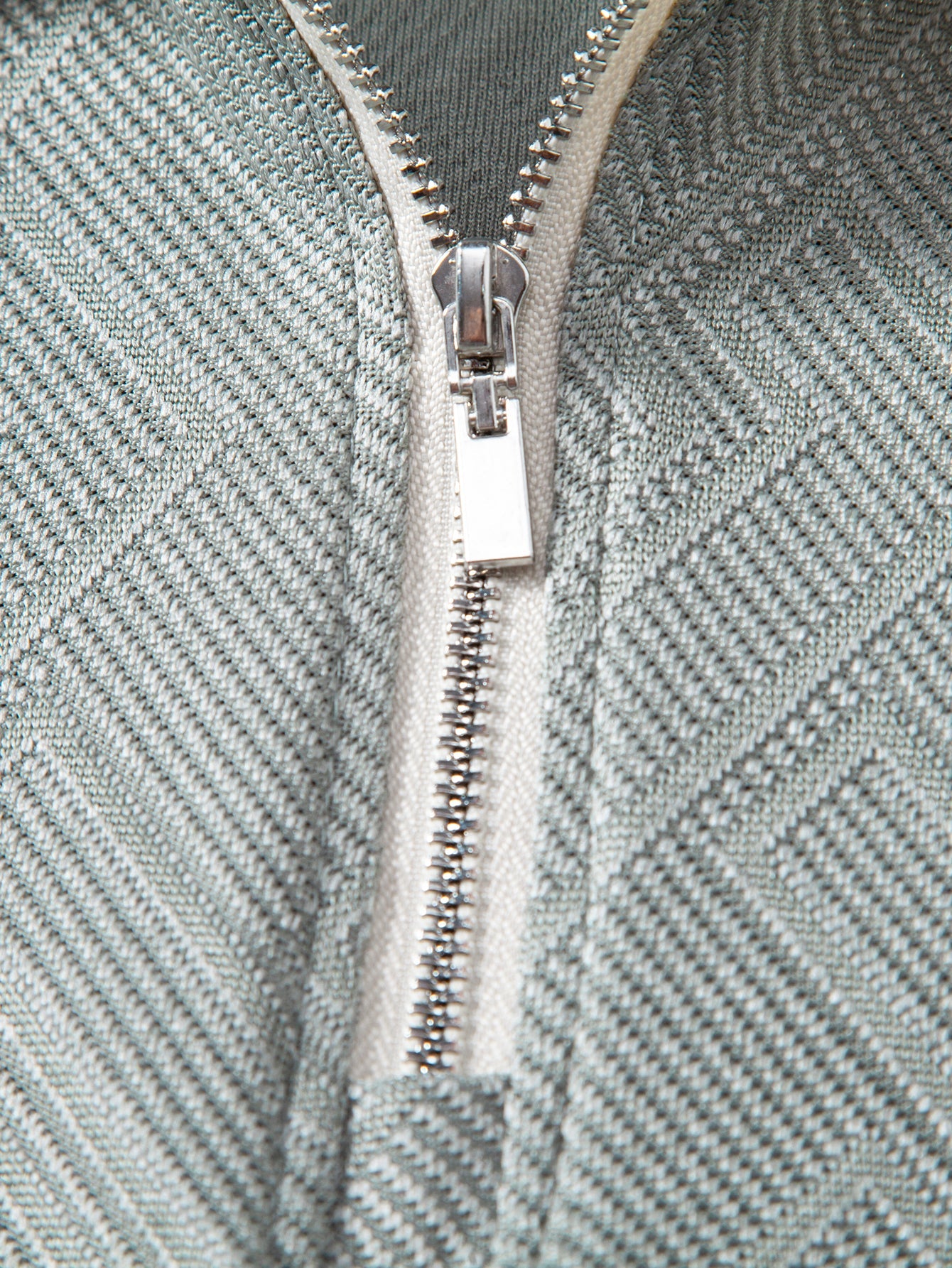 Geometric Jacquard Contrast Trim Zipper Knit Polo