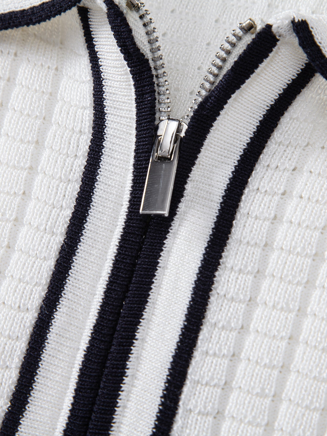 Contrast Trim Waffle Zipper Knit Polo