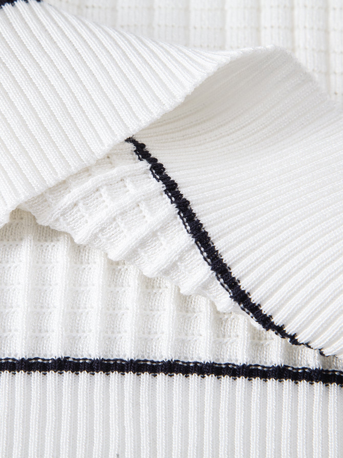 Contrast Trim Waffle Zipper Knit Polo