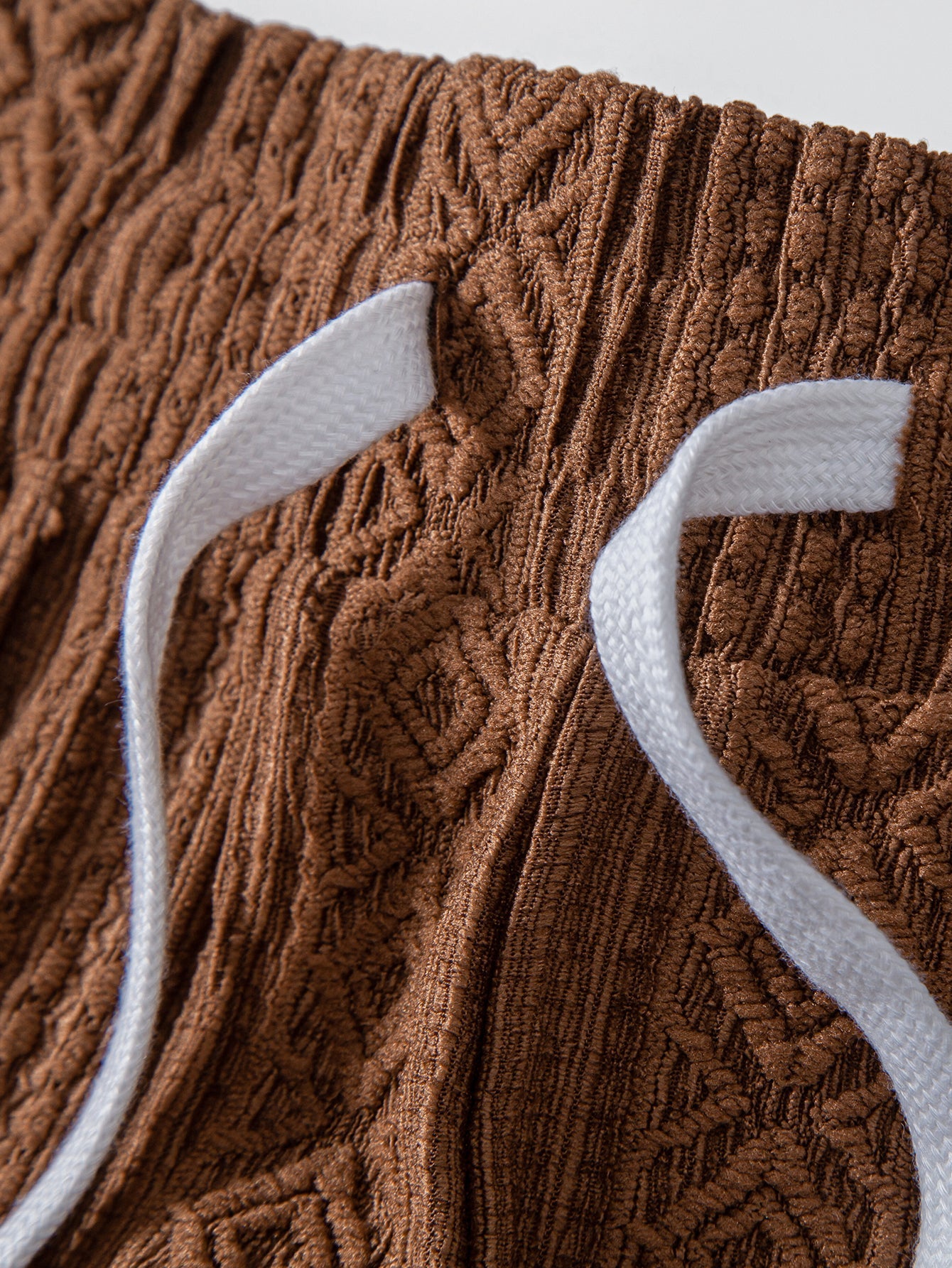 Geometry Jacquard Drawstring 8" Shorts