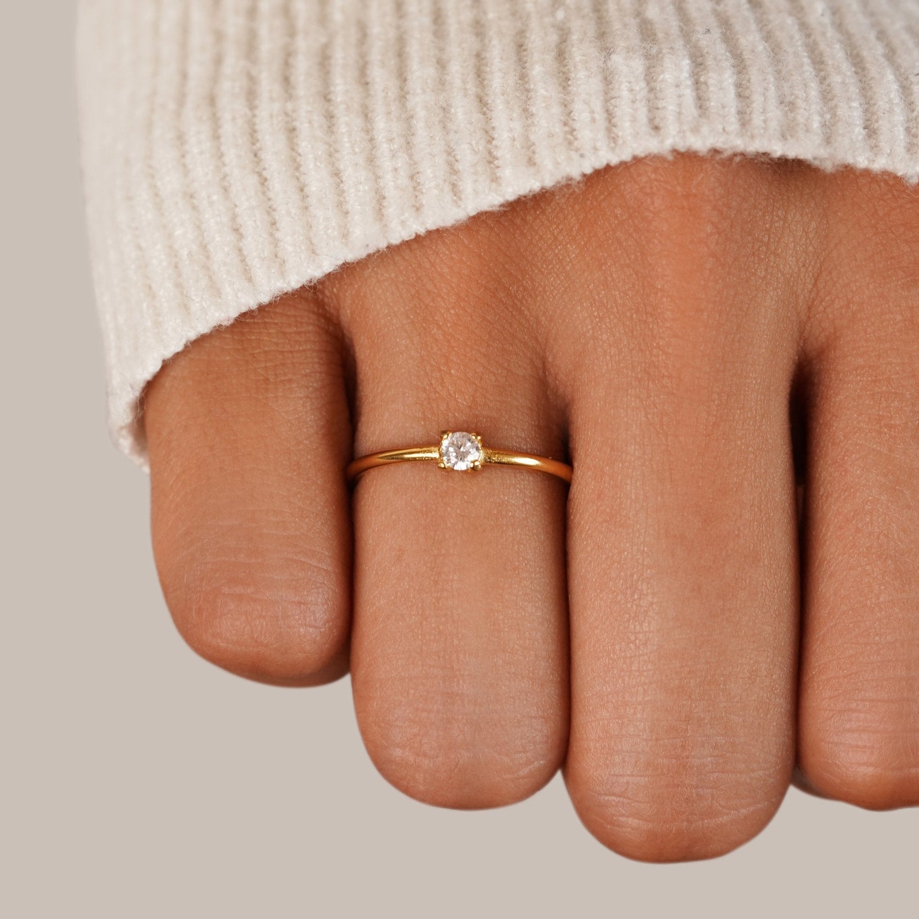 Linnea – Ringar med födelsestenar